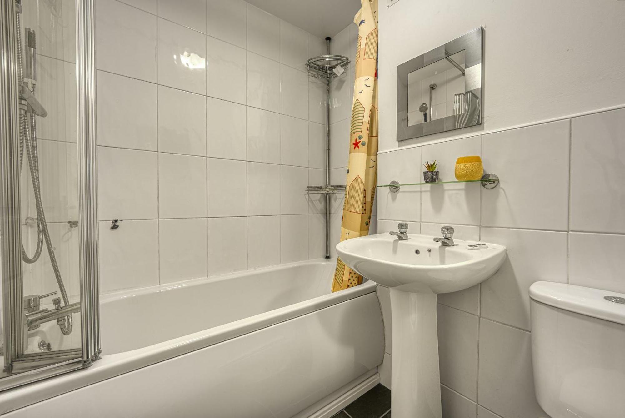 Nec Exhibitor Home, Stay Near Birmingham Airport Екстер'єр фото